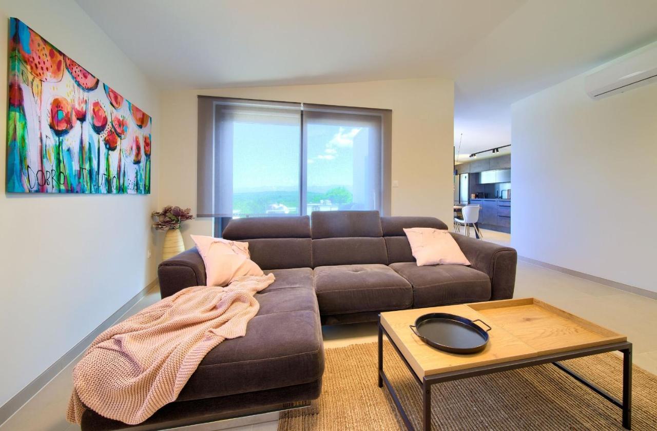 Apartments Sol Нівице Екстер'єр фото